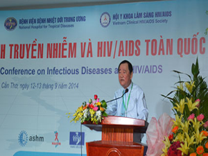 BS.CKII Nguyễn Trung Nghĩa, Phó Giám đốc Sở Y tế TP Cần Thơ phát biểu tại buổi khai mạc hội nghị.