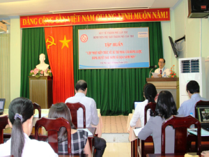 BS.CKII Nguyễn Hữu Dự, Giám đốc BV Phụ Sản TP Cần Thơ, Trưởng Ban tổ chức, phát biểu khai mạc tại buổi tập huấn.