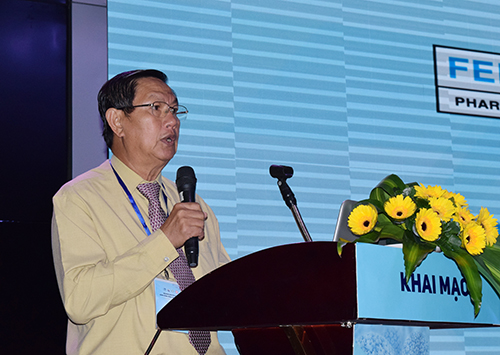 Ông Lê Văn Tâm, Phó Chủ tịch thường trực UBND phát biểu tại hội nghị.