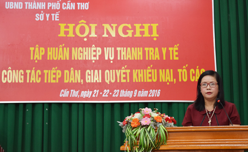 BS.CKII Bùi Thị Lệ Phi, Giám đốc Sở Y tế TP Cần Thơ, phát biểu tại hội nghị.