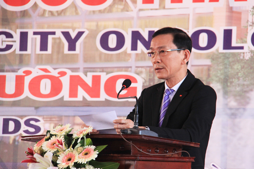 Ông Võ Thành Thống, Chủ tịch UBND TP Cần Thơ, phát biểu tại lễ khởi công.