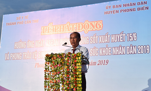 DS.CKII Nguyễn Phước Tồn, Phó Giám đốc Sở Y tế TP Cần Thơ phát biểu tại buổi lễ phát động.