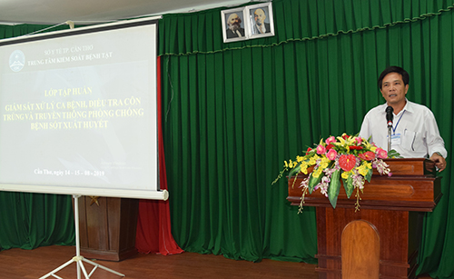 BS.CKI Lý Ngọc Trung, Phó Giám đốc Trung tâm Kiểm soát bệnh tật thành phố phát biểu khai mạc lớp tập huấn.