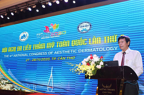 BS.CKII Cao Minh Chu, Giám đốc Sở Y tế TP Cần Thơ phát biểu tại Hội nghị da liễu thẩm mỹ toàn quốc lần thứ 4 tại TP Cần Thơ.