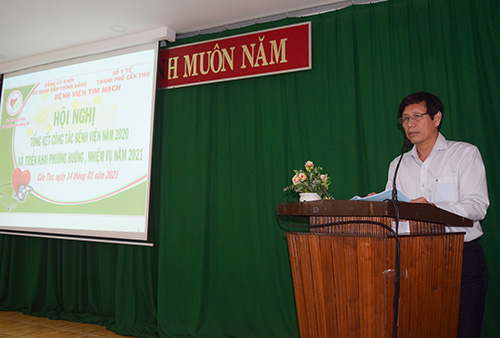 BS.CKII Cao Minh Chu, Giám đốc Sở Y tế phát biểu chỉ đạo hội nghị.