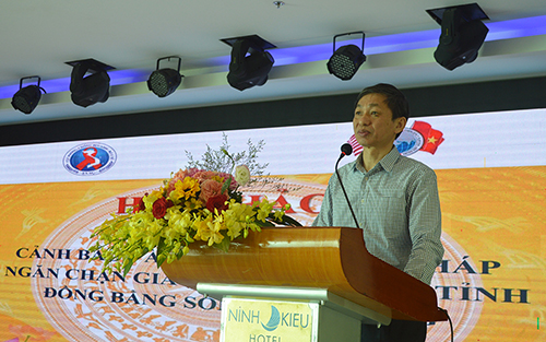 PGS.TS.Nguyễn Hoàng Long, Cục trưởng Cục Phòng, chống HIV/AIDS phát biểu khai mạc hội thảo