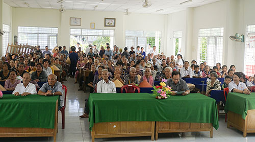 KHAMBENHBENTRE03.JPG