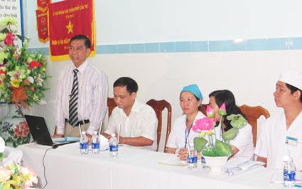 phaco2.jpg
