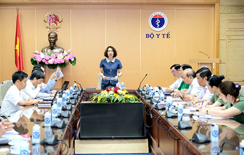 PGS.TS. Nguyễn Thị Liên Hương, Thứ trưởng Bộ Y tế phát biểu tại hội nghị. Ảnh: Nguồn Bộ Y tế