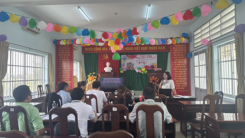 Trung tâm Y tế huyện Vĩnh Thạnh tổ chức tập huấn cho cán bộ quản lý công tác truyền thông giáo dục sức khỏe tuyến xã