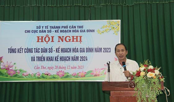 Ông Phạm Phú Trường Giang, Phó Giám đốc Sở Y tế thành phố phát biểu tại hội nghị