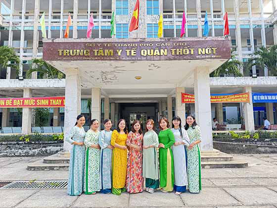 Trung tâm Y tế quận Thốt Nốt hưởng ứng Tuần lễ áo dài