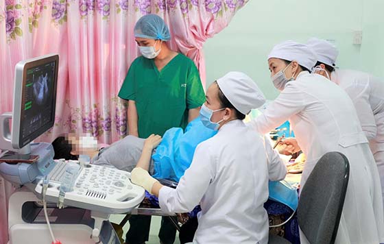 benh vien 10 nam 2.jpg