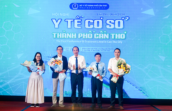 HOI THAO Y TE CO SO - 03.JPG