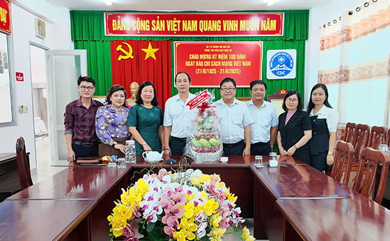SYT CHUC MUNG NGAY BAO CHI - 06.jpg