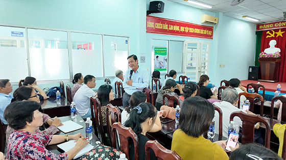 truyen thong y te 2.A.jpg