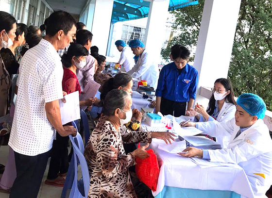 HOI THAY THUOC TRE - 11.jpg