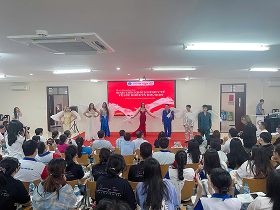 GIAO LUU SV Y DUOC - 03.jpg