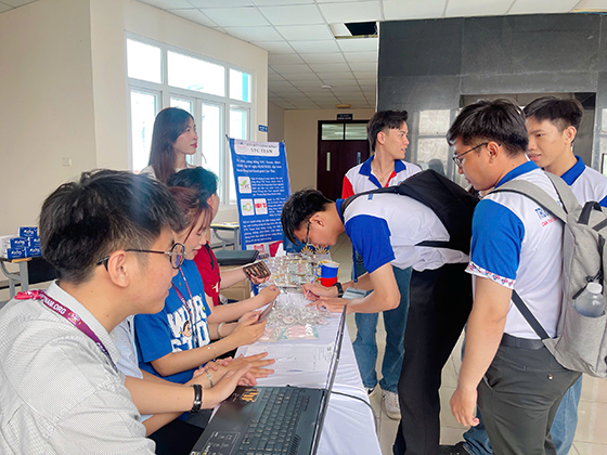 GIAO LUU SV Y DUOC - 06.jpg