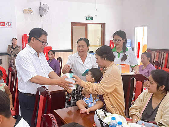 trung thu tre dac biet - 02.jpg