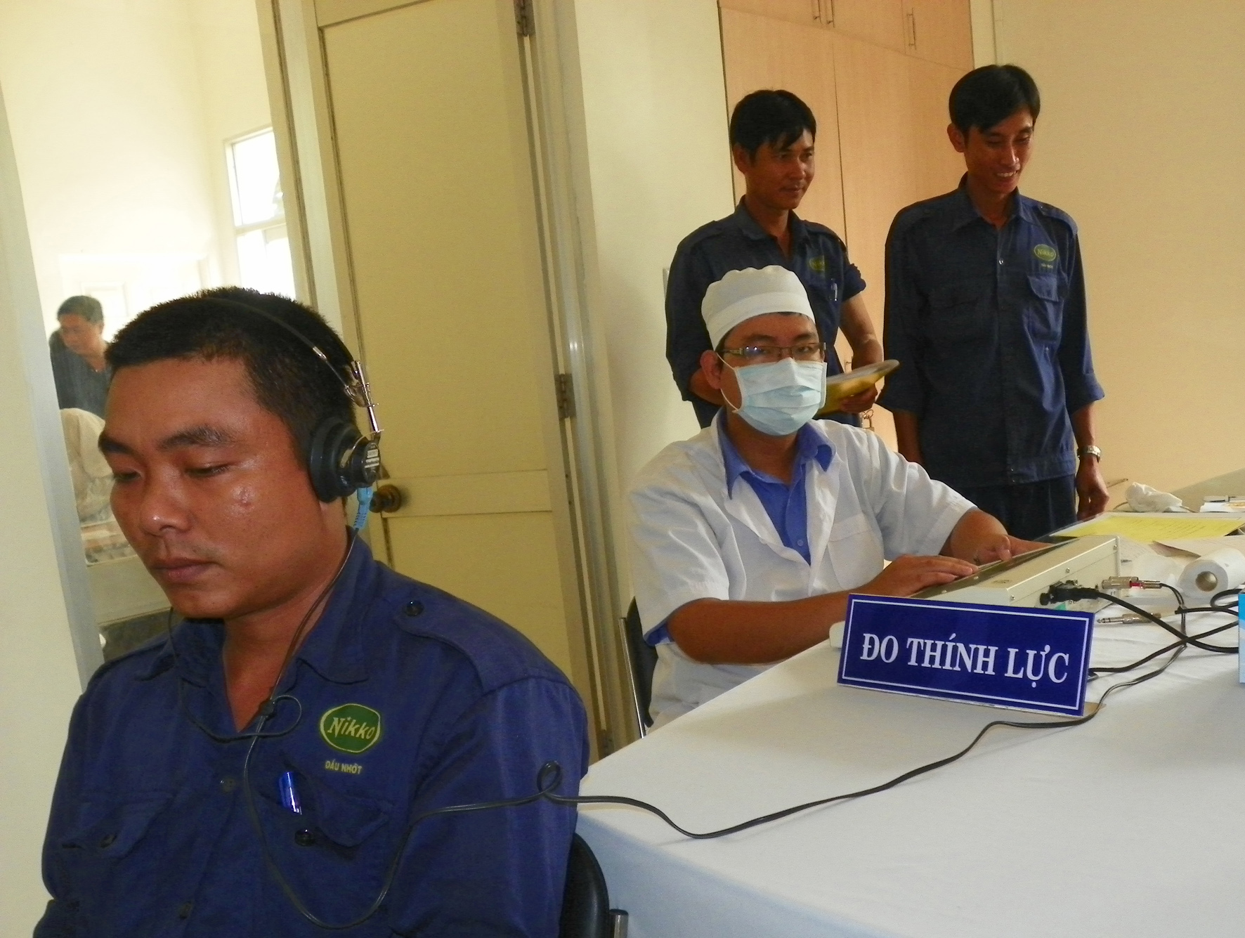 002 Tac hai cua tieng on.jpg